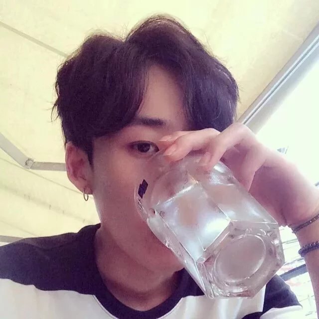荆栋仁腾