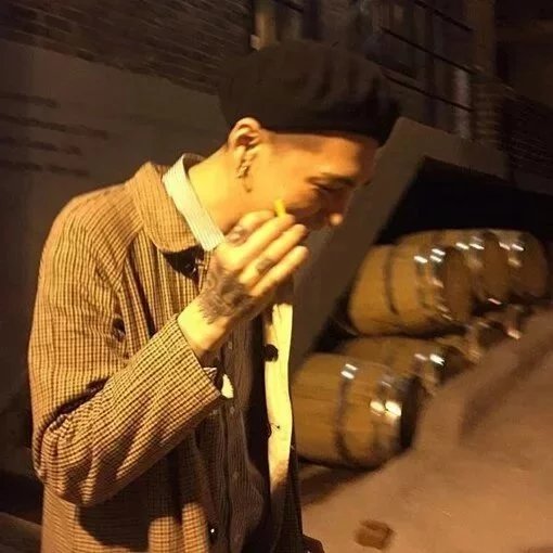 洪佳克韦