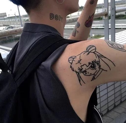 容初亚初